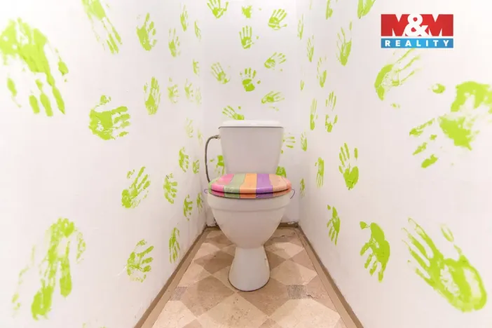 Pronájem restaurace, Praha - Ďáblice, Konětopská, 240 m2