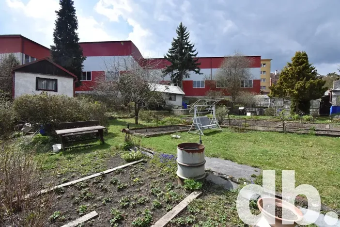 Prodej zahrady, Karlovy Vary, Rybářská, 360 m2