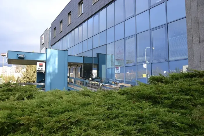 Pronájem kanceláře, Žďár nad Sázavou, Havlíčkovo nám., 230 m2