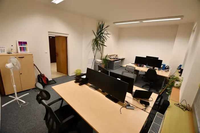 Pronájem kanceláře, Žďár nad Sázavou, Havlíčkovo nám., 230 m2