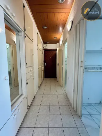 Prodej bytu 2+1, Praha - Vinohrady, Nad Primaskou, 60 m2