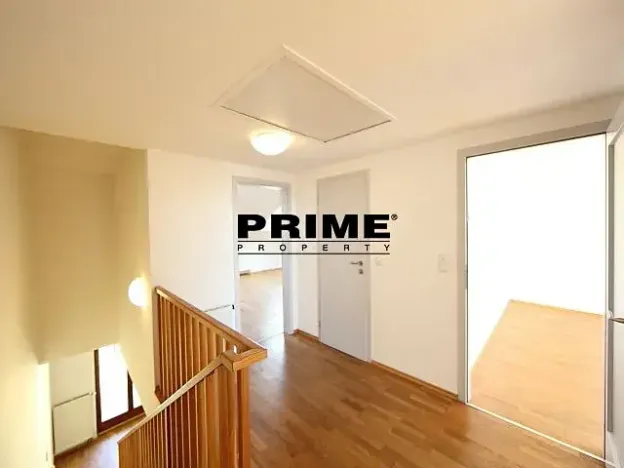 Pronájem kanceláře, Praha - Smíchov, Štefánikova, 168 m2