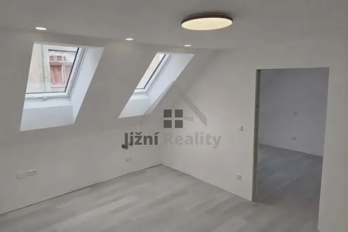 Prodej bytu 4+kk, Dub, 95 m2