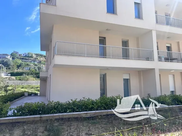 Prodej bytu 3+kk, Drač, Albánie, 273 m2