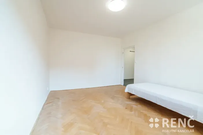 Pronájem bytu 3+1, Brno, Řezáčova, 75 m2