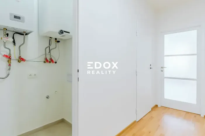 Prodej bytu 3+1, Praha - Vinohrady, Hradecká, 95 m2