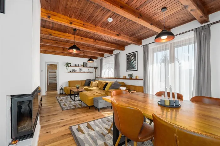 Prodej rodinného domu, Frymburk, 144 m2