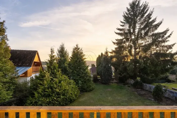 Prodej rodinného domu, Frymburk, 144 m2