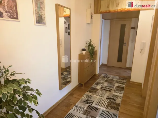 Prodej bytu 2+1, Milovice, Mírová, 42 m2
