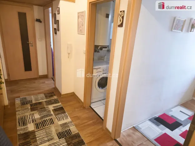 Prodej bytu 2+1, Milovice, Mírová, 42 m2