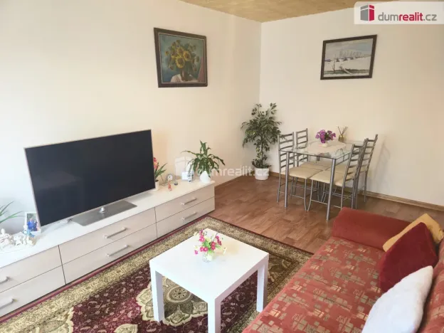 Prodej bytu 2+1, Milovice, Mírová, 42 m2