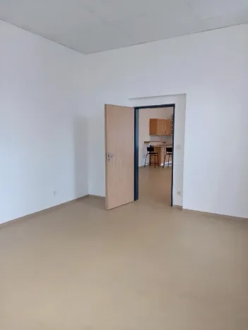 Pronájem bytu 2+kk, Karlovy Vary, Moravská, 82 m2