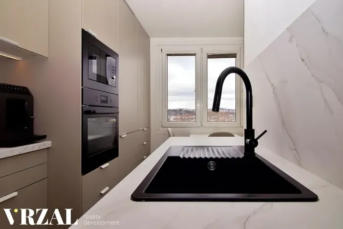 Prodej bytu 3+1, Plzeň, Železničářská, 76 m2