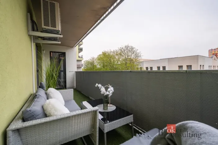 Prodej bytu 2+kk, Pardubice - Zelené Předměstí, Boženy Vikové-Kunětické, 60 m2