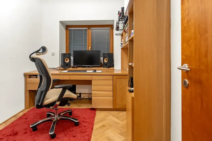 Prodej rodinného domu, Praha, Sklenská, 200 m2