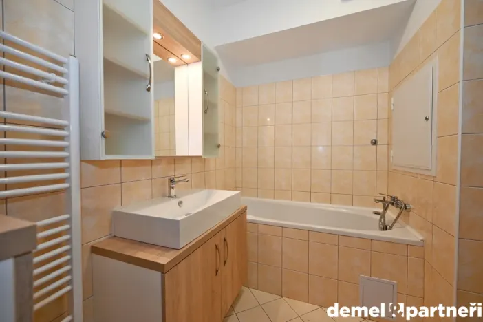 Pronájem bytu 1+kk, Jindřichův Hradec, Nušlova, 36 m2