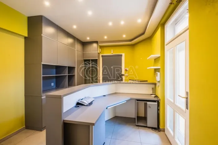 Pronájem kanceláře, Praha - Bubeneč, V. P. Čkalova, 100 m2