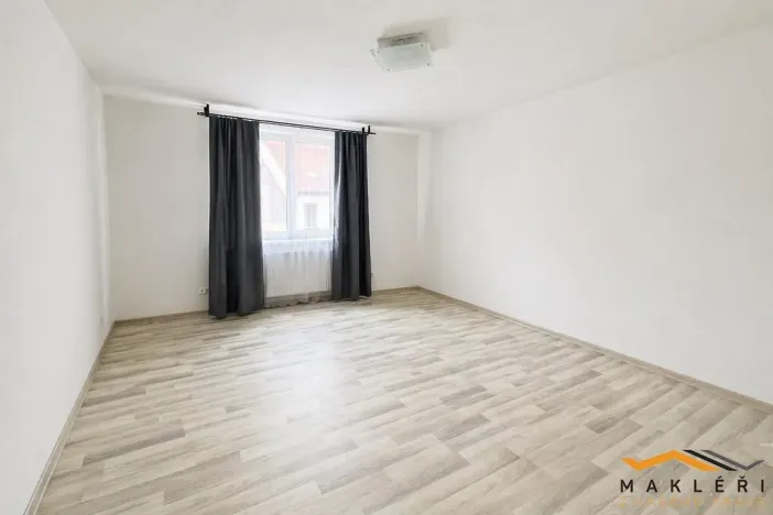 Pronájem bytu 1+1, Tábor, Vančurova, 40 m2