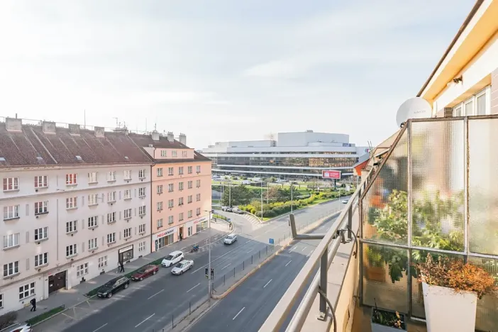 Prodej bytu 1+kk, Praha - Nusle, 5. května, 46 m2