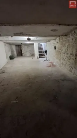 Pronájem skladu, Olomouc, 28. října, 100 m2