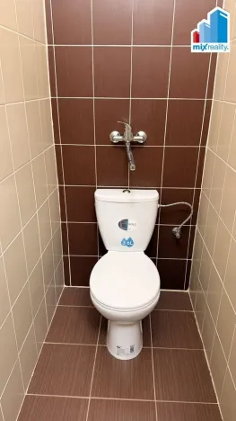 Pronájem kanceláře, Nýřany, Hřbitovní, 28 m2