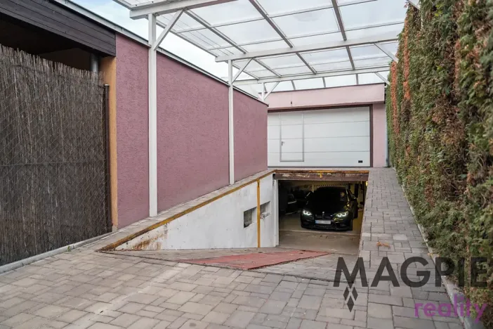 Prodej rodinného domu, Praha - Čakovice, Vyhlídkova, 243 m2