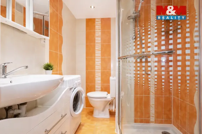 Prodej bytu 1+kk, Karlovy Vary - Rybáře, U Koupaliště, 26 m2