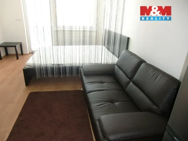 Pronájem bytu 1+kk, Praha - Horní Měcholupy, Modenská, 33 m2