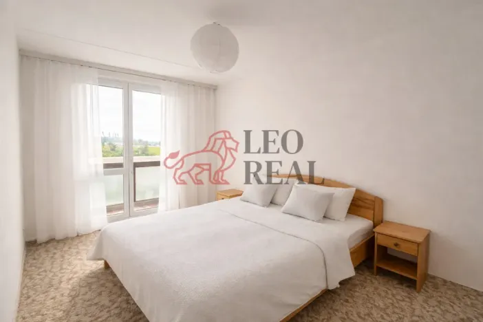 Pronájem bytu 2+kk, Praha - Modřany, Urbánkova, 43 m2