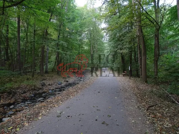 Pronájem bytu 2+kk, Praha - Modřany, Urbánkova, 43 m2