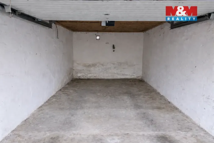 Prodej garáže, Rakovník, nábř. T. G. Masaryka, 18 m2