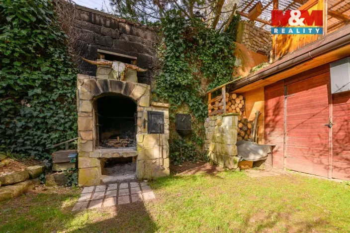 Prodej činžovního domu, Hostinné, Horská, 408 m2