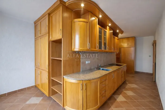 Pronájem bytu 2+1, Karlovy Vary - Bohatice, Krušnohorská, 64 m2