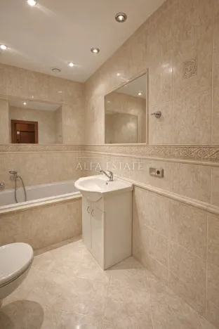 Pronájem bytu 2+1, Karlovy Vary - Bohatice, Krušnohorská, 64 m2