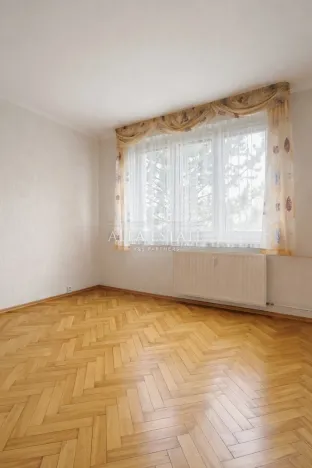 Pronájem bytu 2+1, Karlovy Vary - Bohatice, Krušnohorská, 64 m2