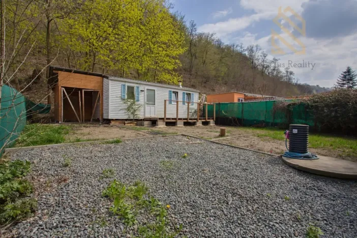 Prodej zahrady, Dolní Břežany - Lhota, Břežanské údolí, 225 m2