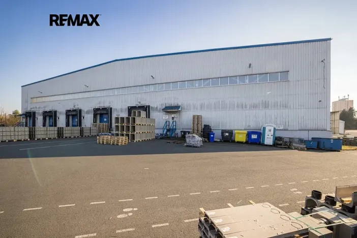 Prodej skladu, Plzeň, Dopravní, 9469 m2