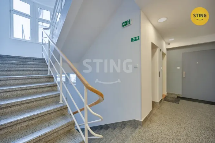 Pronájem kanceláře, Zlín, třída Tomáše Bati, 108 m2