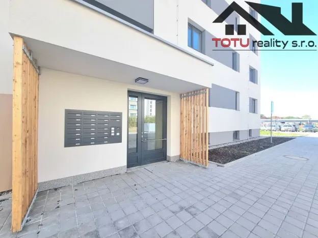 Pronájem bytu 2+kk, Jaroměř, Josefa Šímy, 58 m2