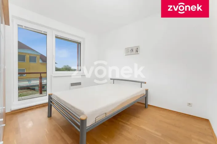 Prodej bytu 2+1, Zlín - Kudlov, Žlutá, 57 m2