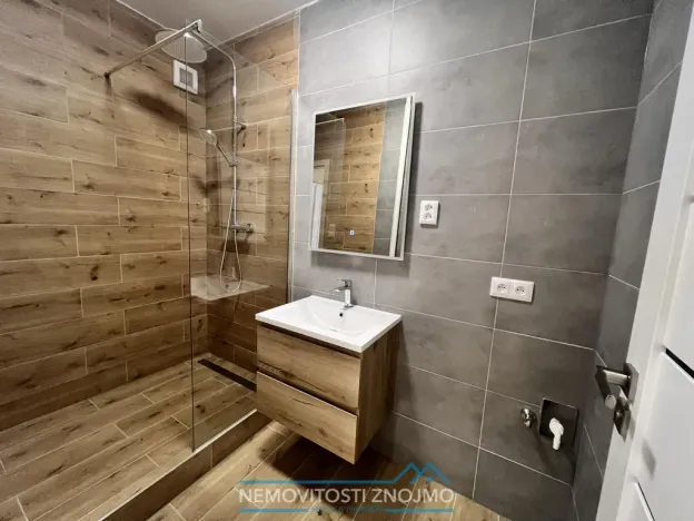 Pronájem bytu 2+1, Znojmo, Pražská sídl., 52 m2