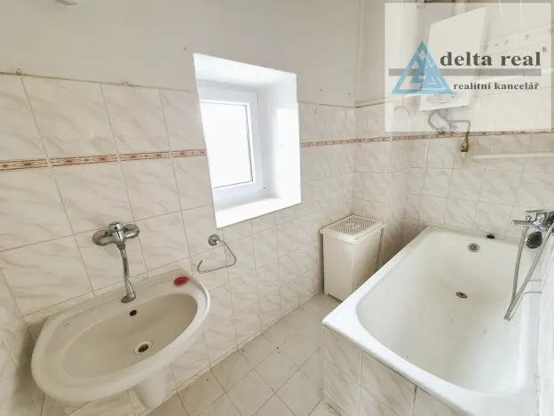 Prodej bytu 2+1, Krnov - Pod Bezručovým vrchem, Rooseveltova, 60 m2