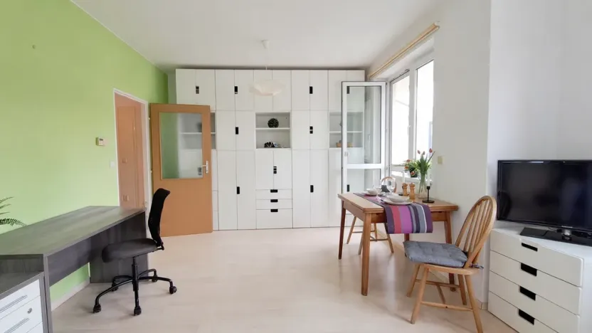 Pronájem bytu 1+kk, Brno, Bešůvka, 38 m2