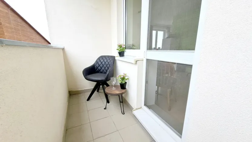 Pronájem bytu 1+kk, Brno, Bešůvka, 38 m2