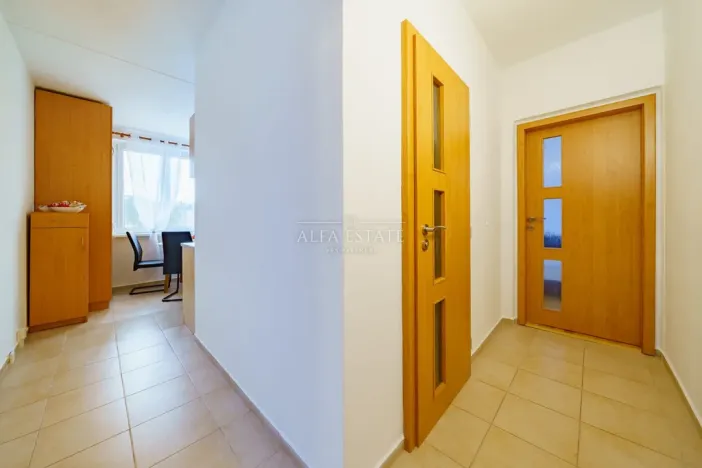 Prodej bytu 1+1, Loket, Mírová, 40 m2