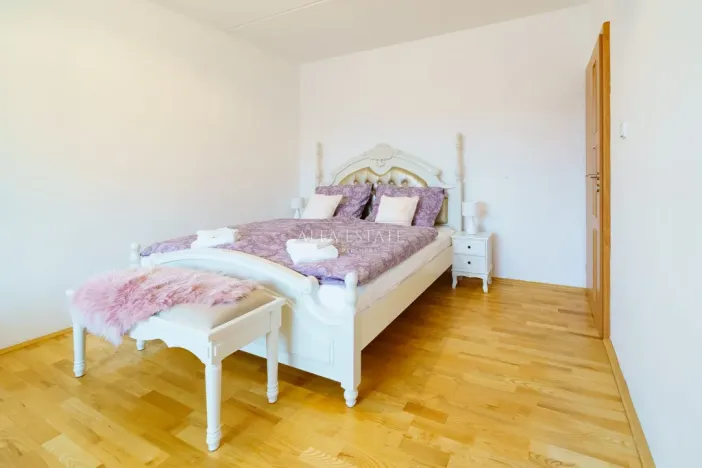 Prodej bytu 1+1, Loket, Mírová, 40 m2