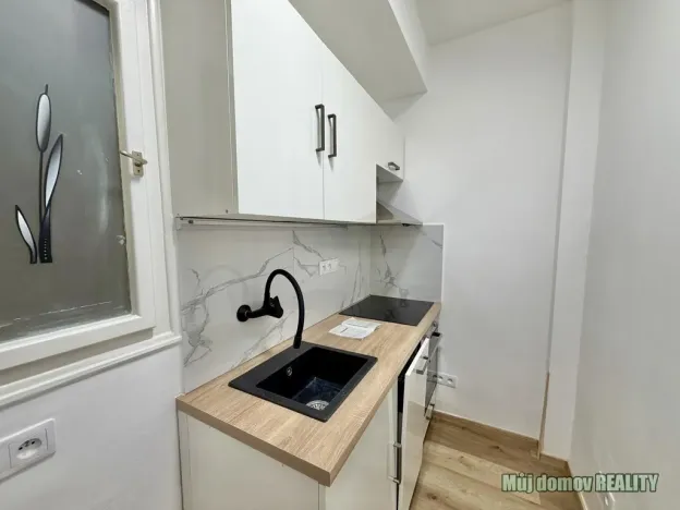 Prodej bytu 1+1, Praha - Nusle, 5. května, 40 m2