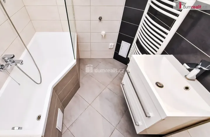 Pronájem bytu 2+kk, Praha - Libeň, U libeňského pivovaru, 50 m2