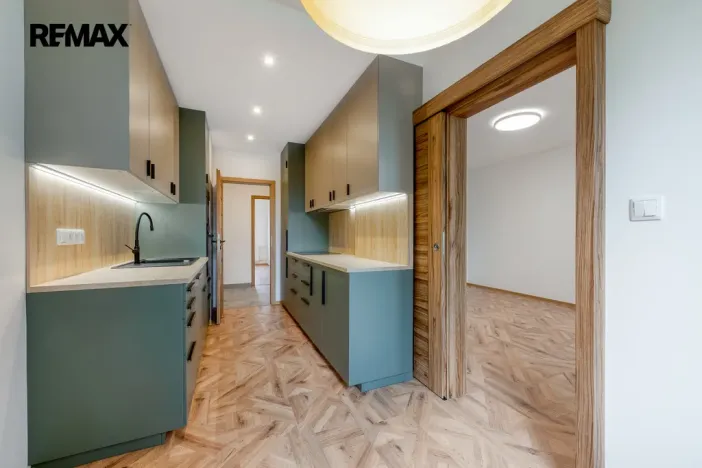 Pronájem bytu 3+1, Praha - Háje, Matúškova, 65 m2