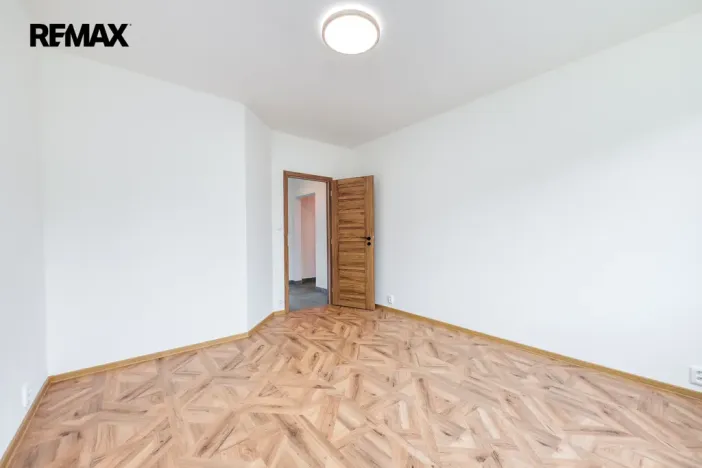 Pronájem bytu 3+1, Praha - Háje, Matúškova, 65 m2